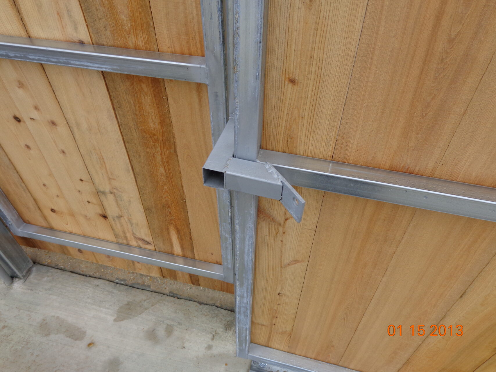 latch, Bennys Gates 4 - Copy